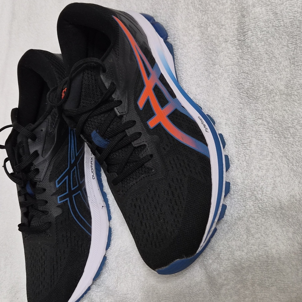 Asics Men’s GT–1000 Running Shoes size 10 Black/Orange Athletic Lace-up 1011B001